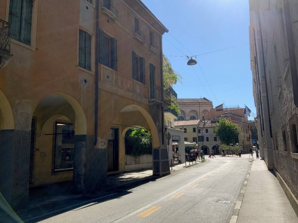 Garage - box via beato pellegrino 14, piazza mazzini - ospedale militare, padova