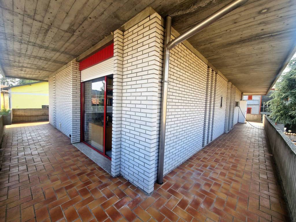 Villa unifamiliare, buono stato, 105 m², calvenzano