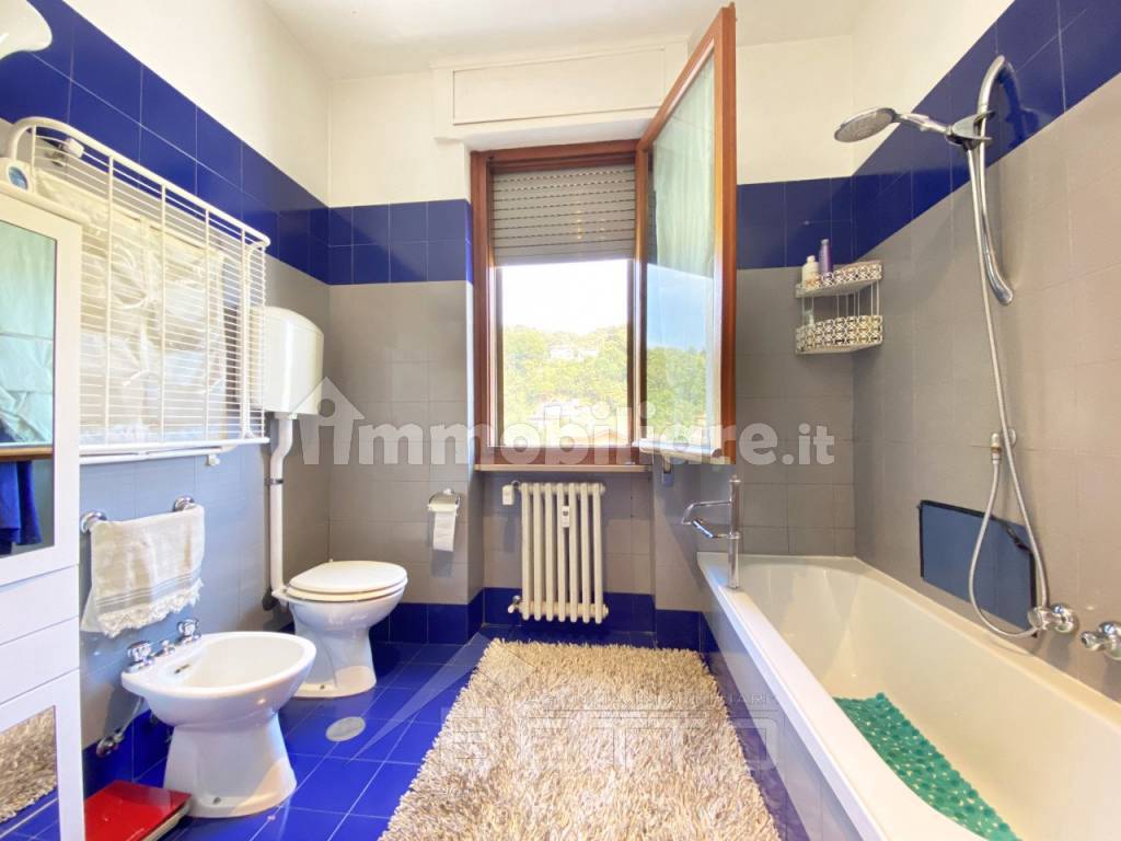 appartamento vendita borgosesia bagno9