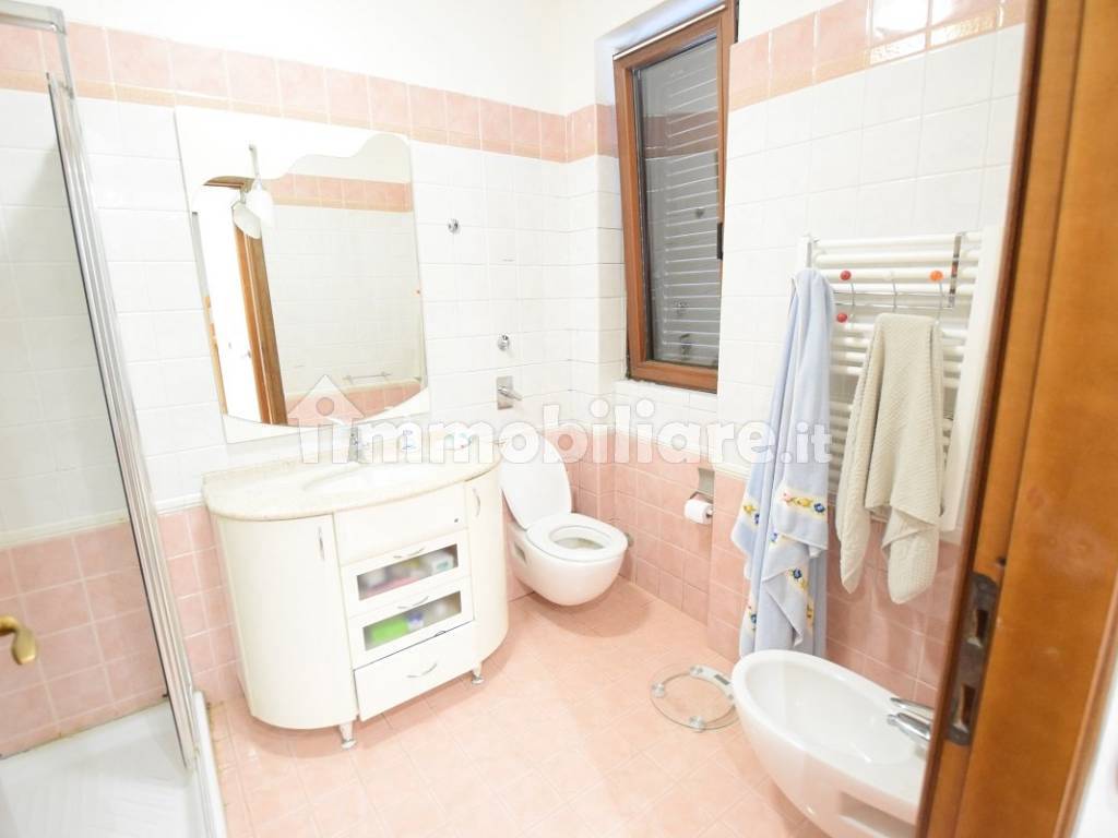 BAGNO AL PIANO PRIMO