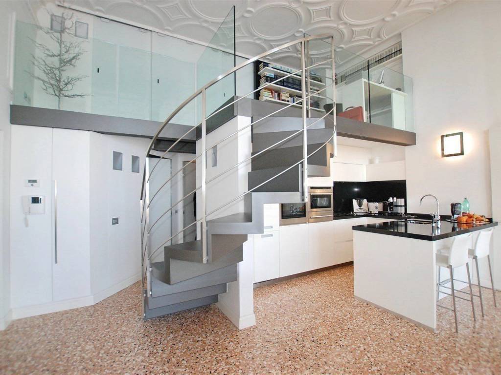 Lussuoso appartamento in vendita Lago Maggiore - Villa Barberis - cucina