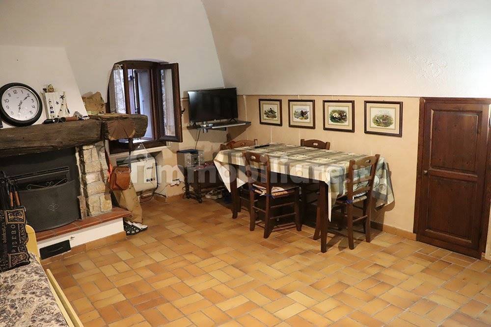 Dolceacqua-Liguria-apartment-for-sale-le-45091-102