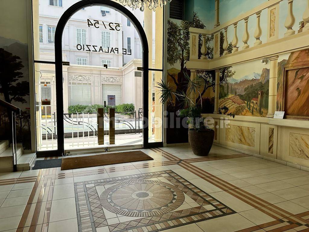 Vendita Appartamento Cannes. Bilocale in Rue Georges Clemenceau. Ottimo