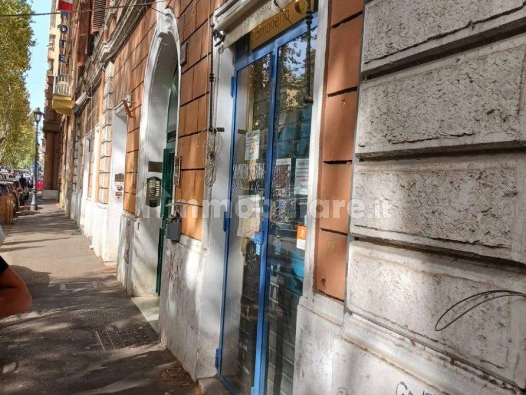 Attività commerciale viale delle Milizie 122, Roma, Rif. 105896765 -  Immobiliare.it