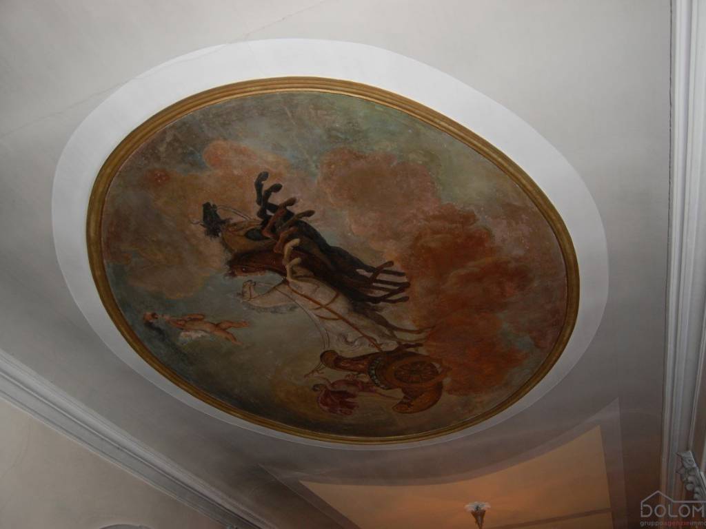 91 AFFRESCO SALONE