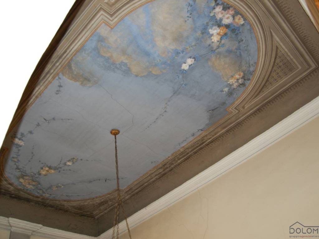 47 DETTAGLIO AFFRESCO SOFFITTO SCALA