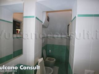 Bagno con doccia