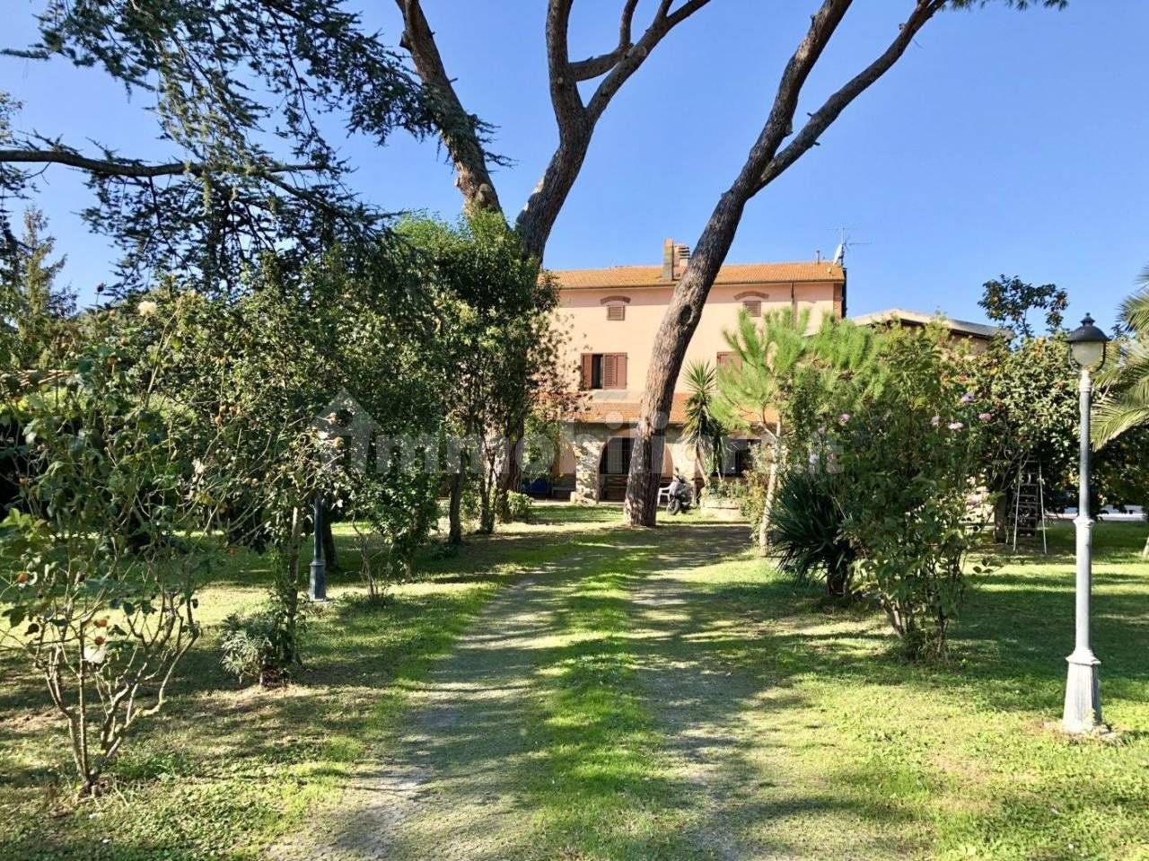Villa a schiera via Po, San Pietro in Palazzi, Collemezzano, Buca del Gatto, Cecina