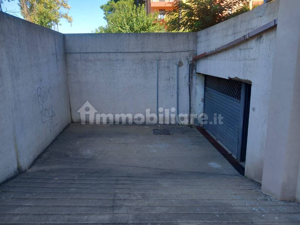 ingresso garage