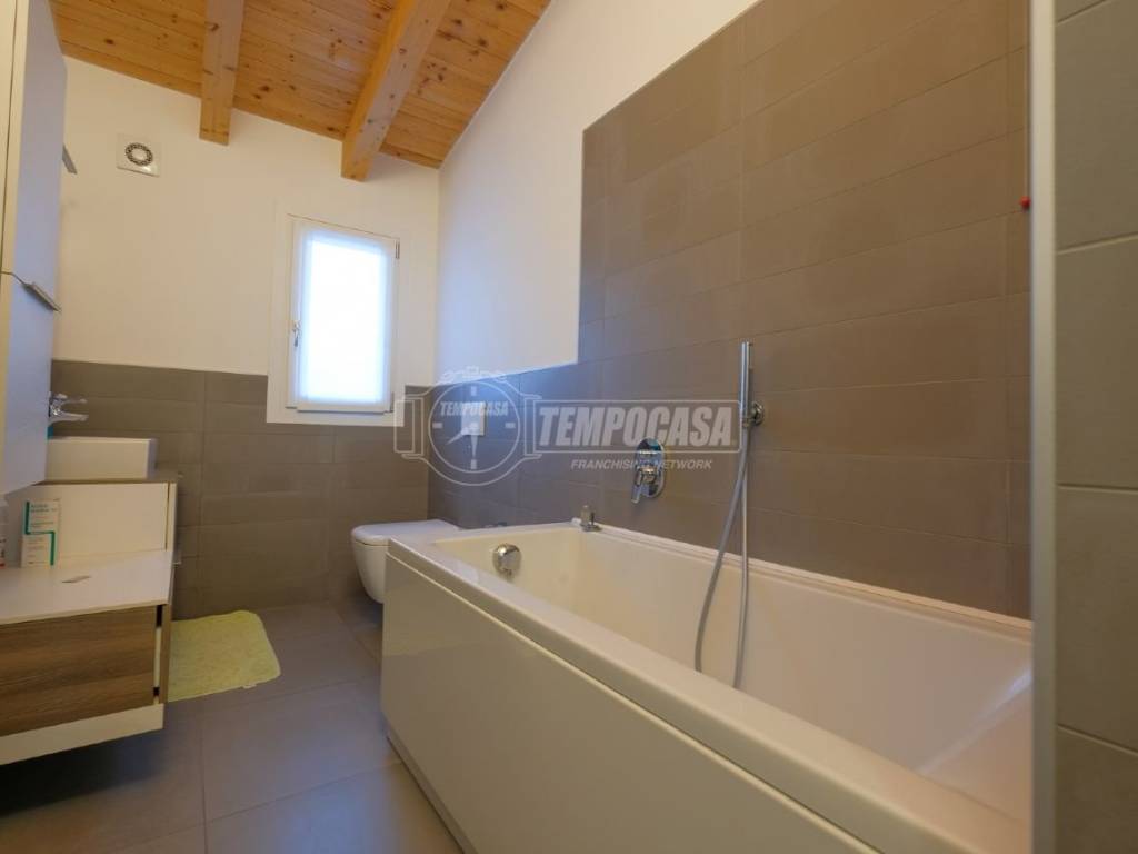 BAGNO 2