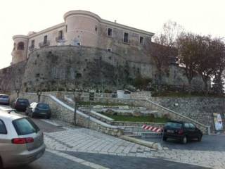 foto castello di Gesualdo che si trova a pochi min