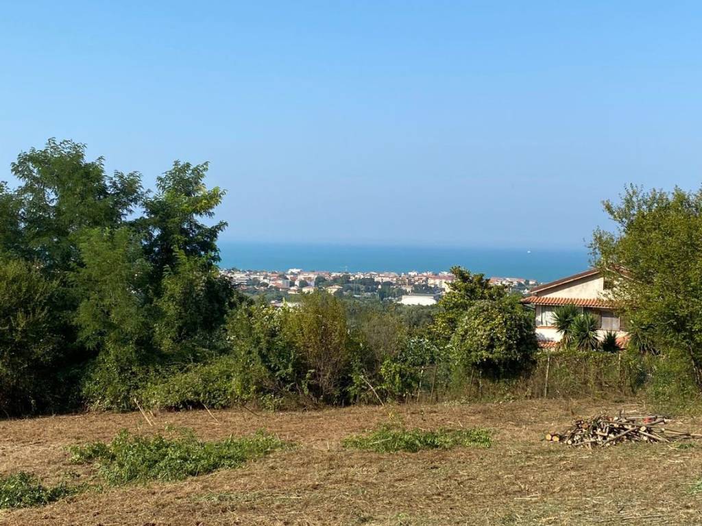 Terreno agricolo contrada valle anzuca, francavilla al mare