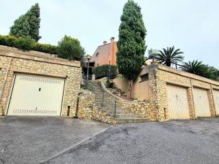 ACCESSO CONDOMINIALE