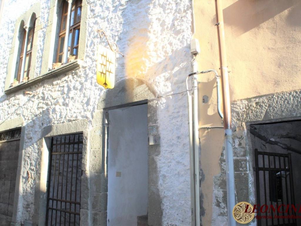 vendita-rustico-in-centro-storico-massa-carrara-rif-a414-a414-appartamento-in-centro-storico-11.JPG