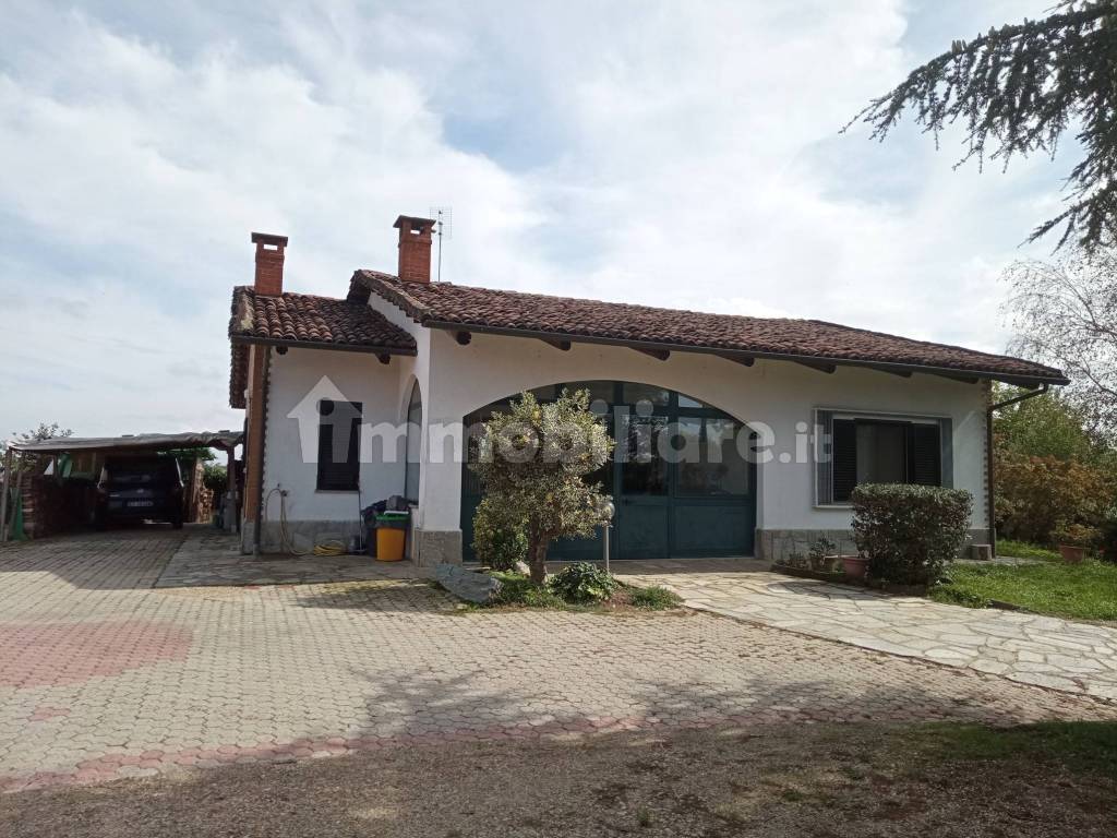 vendita-villa-unifamiliare-in-via-luigi-einaudi-19-cellarengo-buono