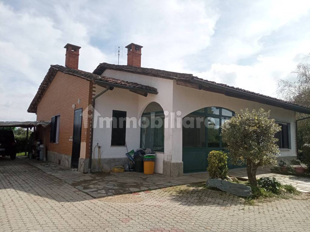 vendita-villa-unifamiliare-in-via-luigi-einaudi-19-cellarengo-buono