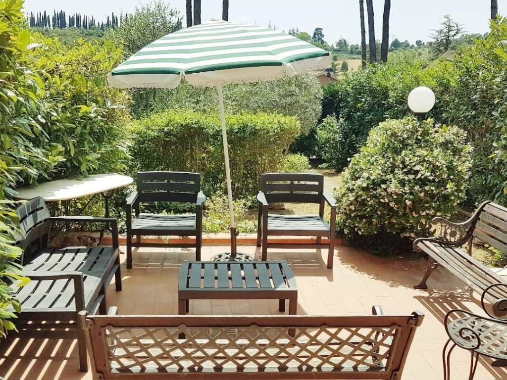 Appartamento buono stato, piano terra, ponte a bozzone, castelnuovo berardenga
