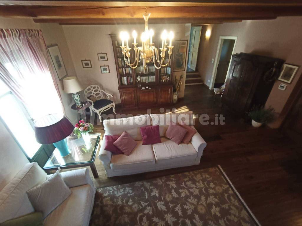 Salone