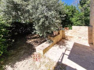 Porzione di casale ristrutturato