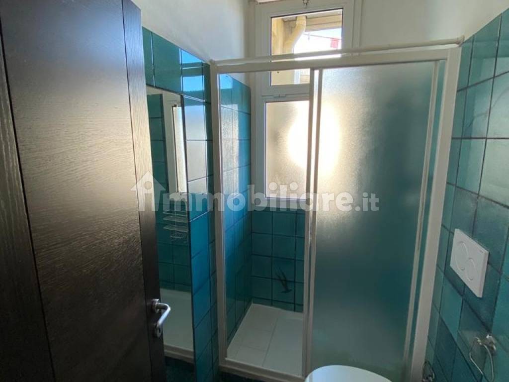 1 BAGNO FINESTRATO