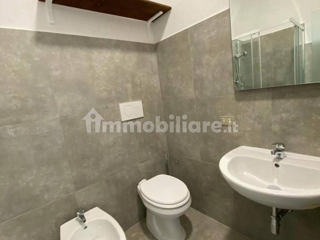 2 BAGNO FINESTRATO