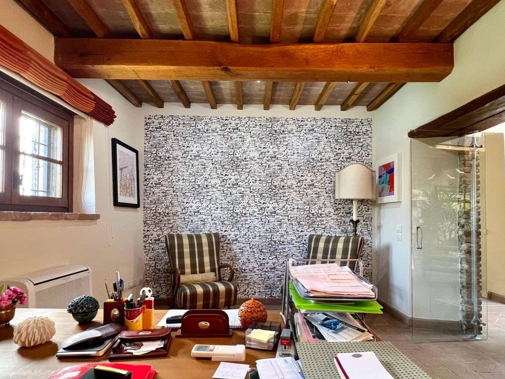 Vendita Casale in Vocabolo Villa Todi. Ottimo stato, posto auto, 485 m² ...