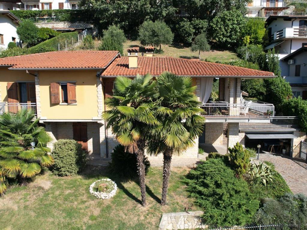 Villa unifamiliare via Maddalena 77, Centro, Adrara San Martino