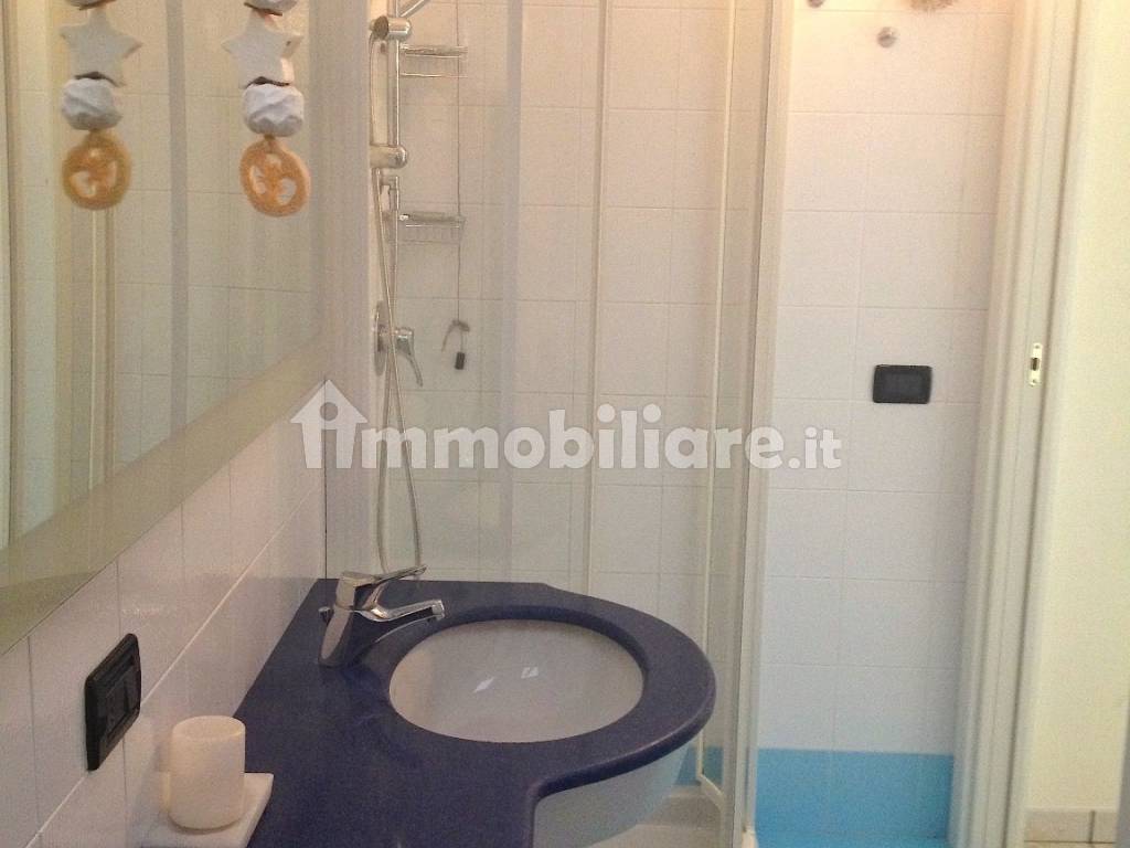 MANSARDA BAGNO REGOLARE