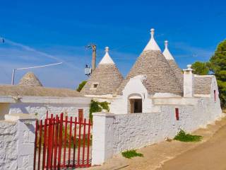 trulli-ostuni