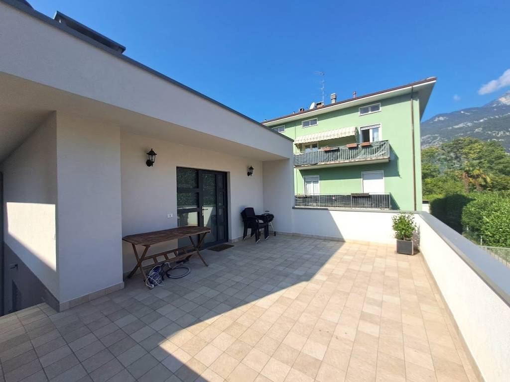 Villa bifamiliare via santa caterina 61, centro, arco