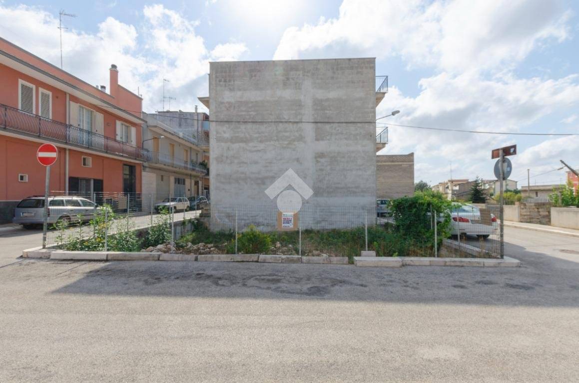 Terreno edificabile via Giovanni Caprio, Conversano, rif. 106310223 -  Immobiliare.it