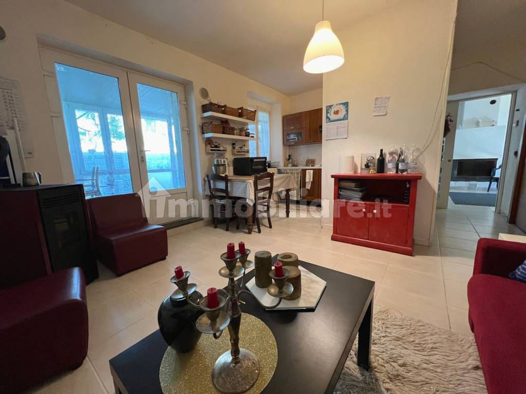 int8