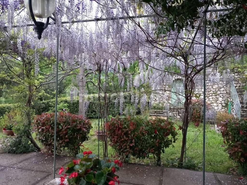 Vendita Casale in via Cortina 19 San Donato Val di Comino. Ottimo stato