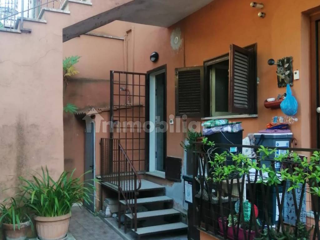 Affitto Appartamento Mentana. Monolocale in via Nomentana 41. Ottimo stato, piano rialzato, con