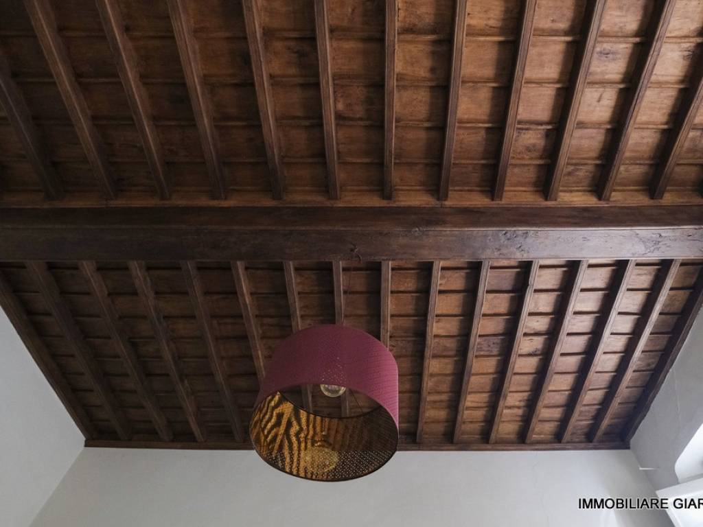 soffitto a cassettoni in legno