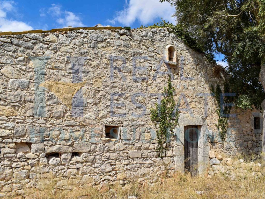 Rustico Roma Vendita Rustico in via Roma 1 Modica. Da ristrutturare, 18130 m², rif ...