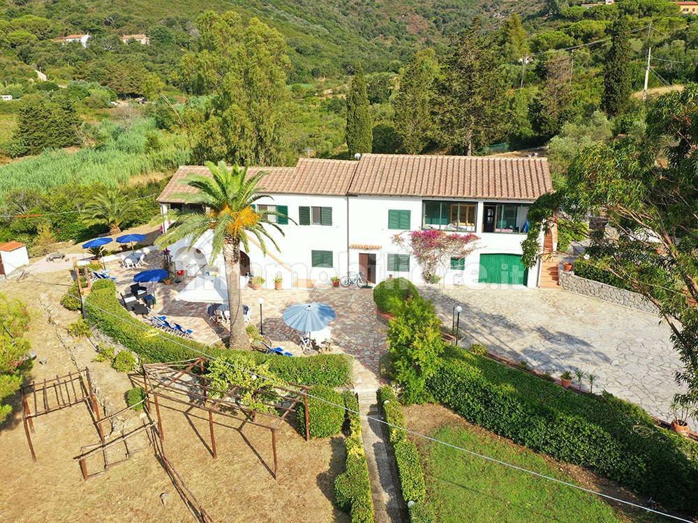 VILLA ANNA DRONE.jpg