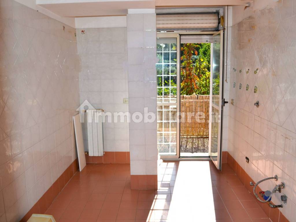 Vendita Appartamento Roma. Trilocale in via Giuseppe Balzaretto 236. Da