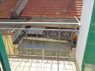 balcone bagno con lavanderia esterna