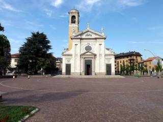 PIAZZA MAGGIOLINI