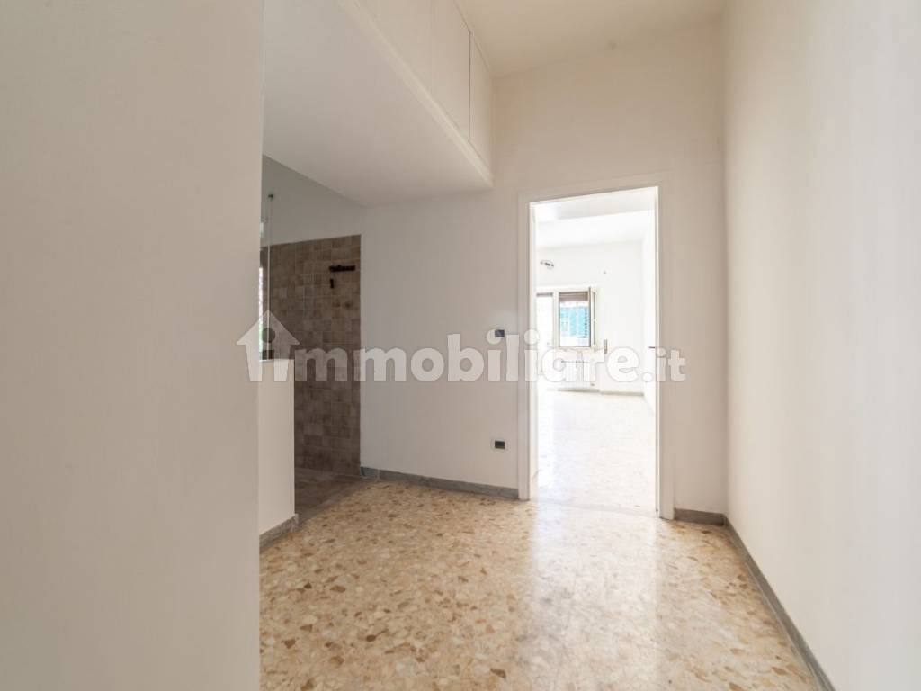 VIA VASSALLI APARTAMENTO IN VENDITA