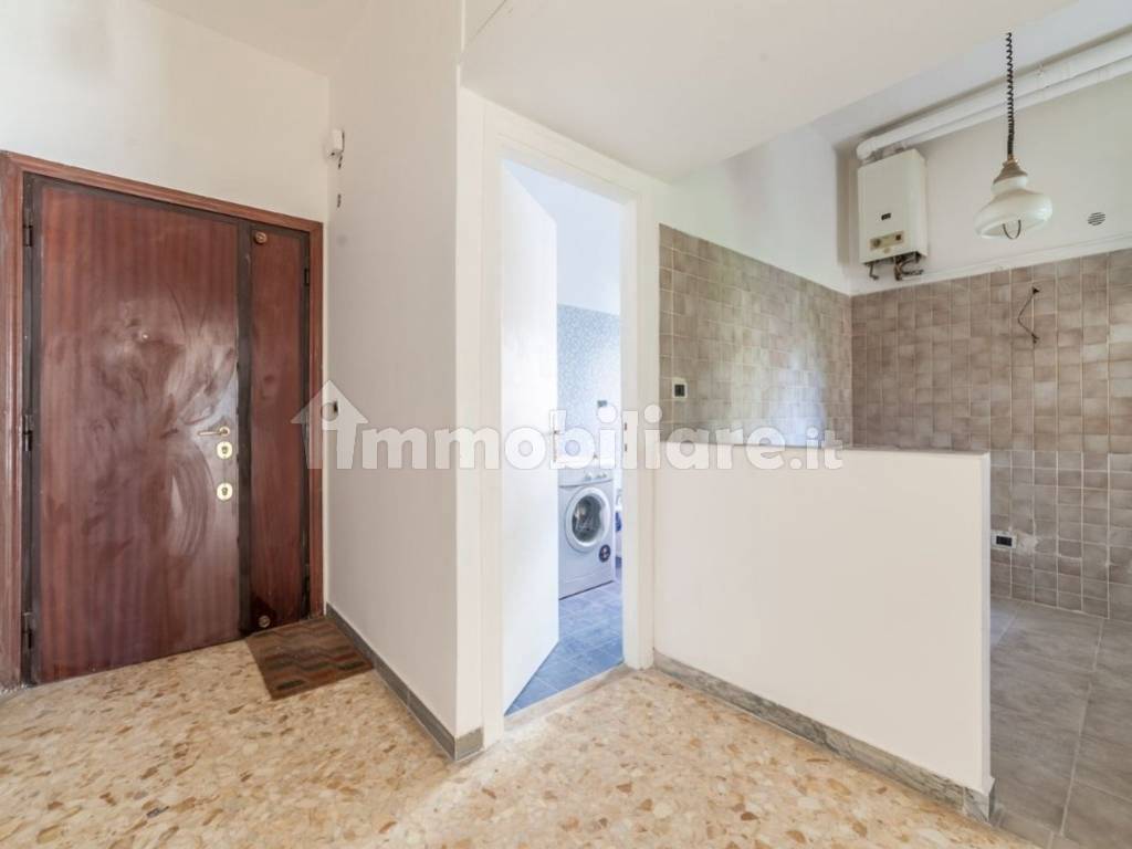 VIA VASSALLI APARTAMENTO IN VENDITA