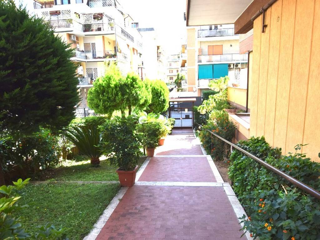 VIA VASSALLI APARTAMENTO IN VENDITA