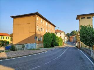 a 50 mt. dalla stazione ferroviaria