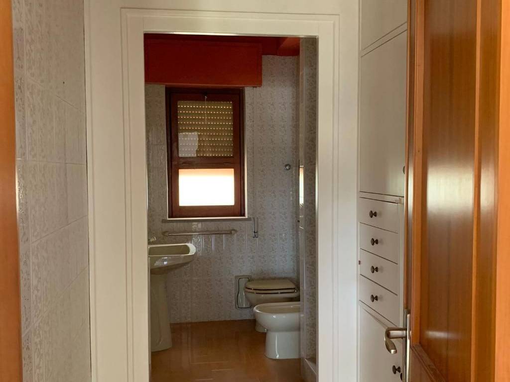 bagno e cabina armadi stanza padronale