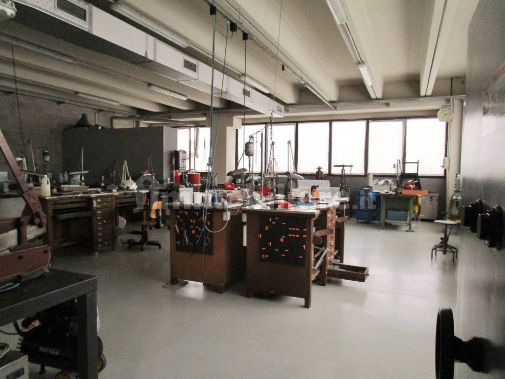 laboratorio in affitto