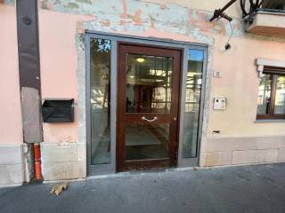 Ingresso condominiale con ascensore