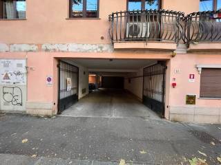Ingresso carrabile con cancello automatico