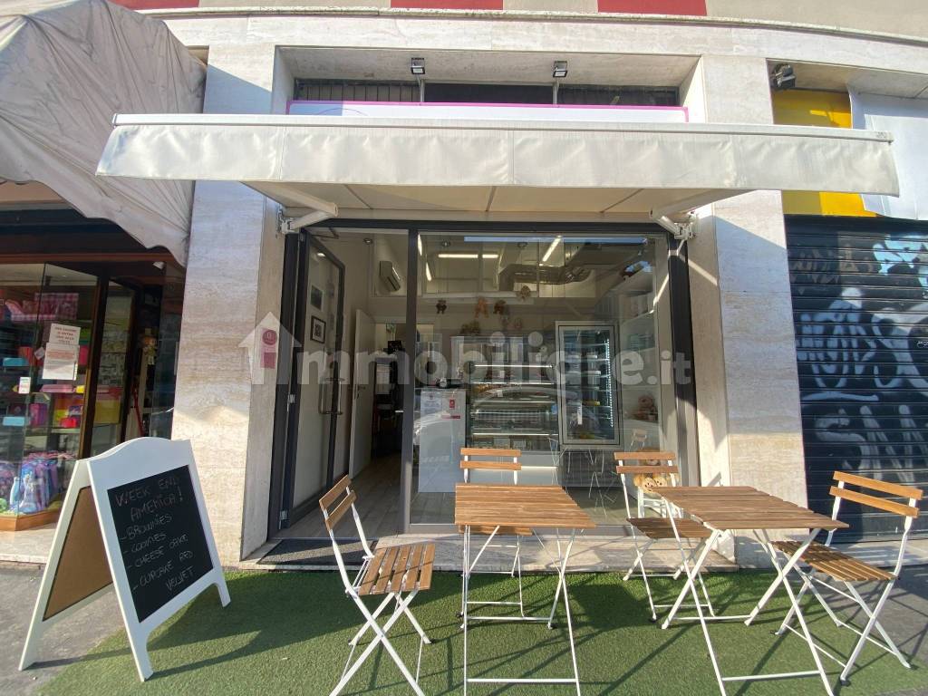 Pasticceria via delle Forze Armate 50, Milano, Rif. 106410045 -  Immobiliare.it