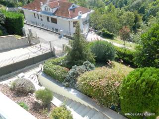 GIARDINO LATO INGRESSO